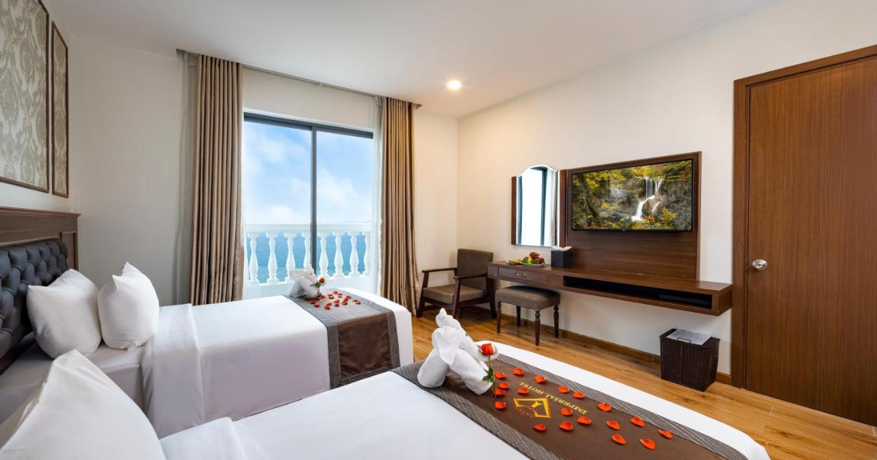 Hotel Imperial Nha Trang Esterno foto