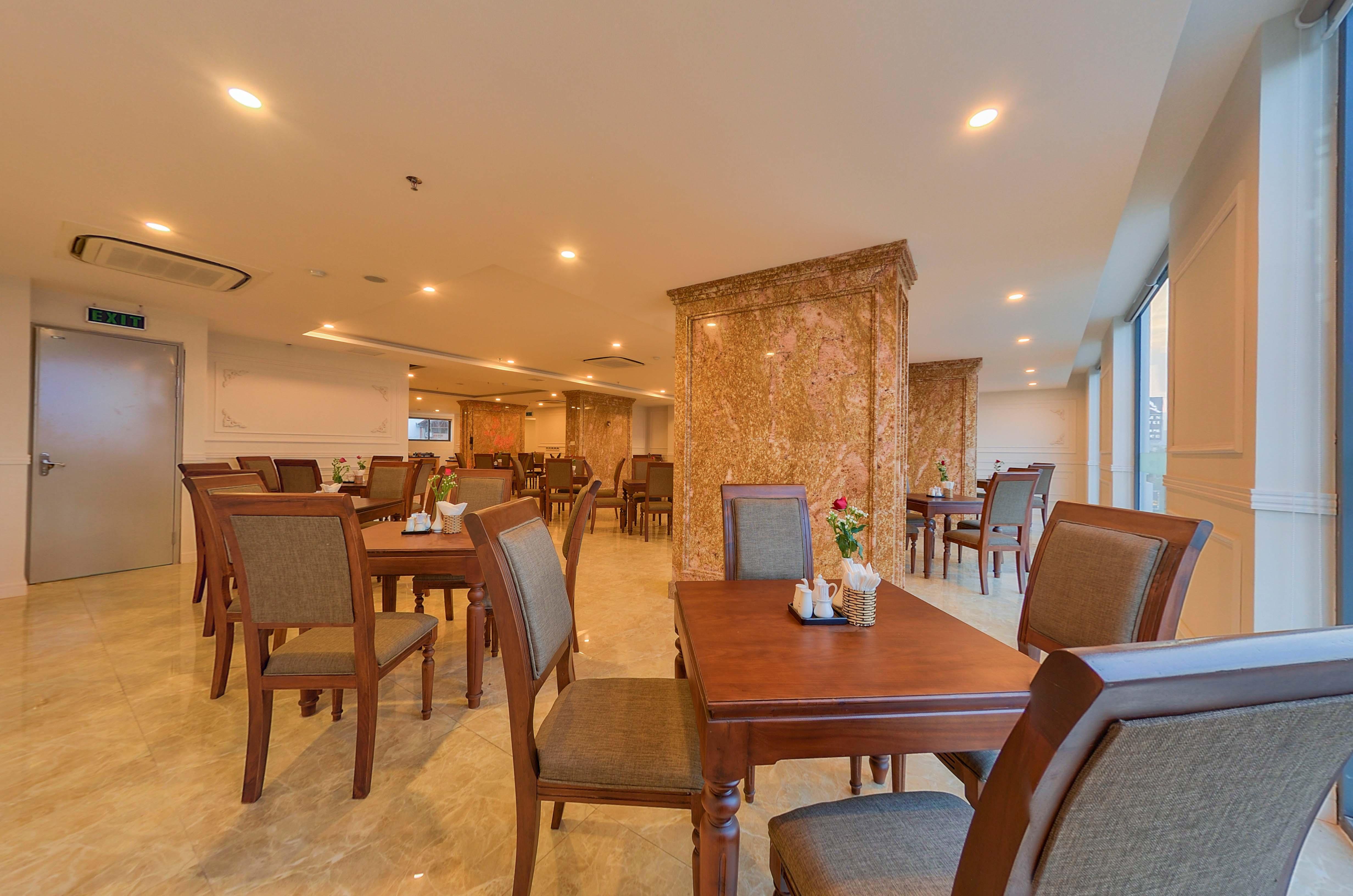 Hotel Imperial Nha Trang Esterno foto
