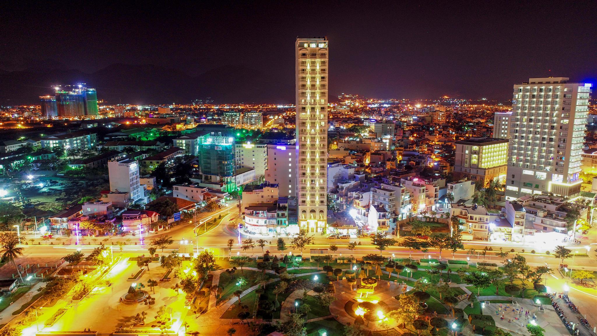 Hotel Imperial Nha Trang Esterno foto